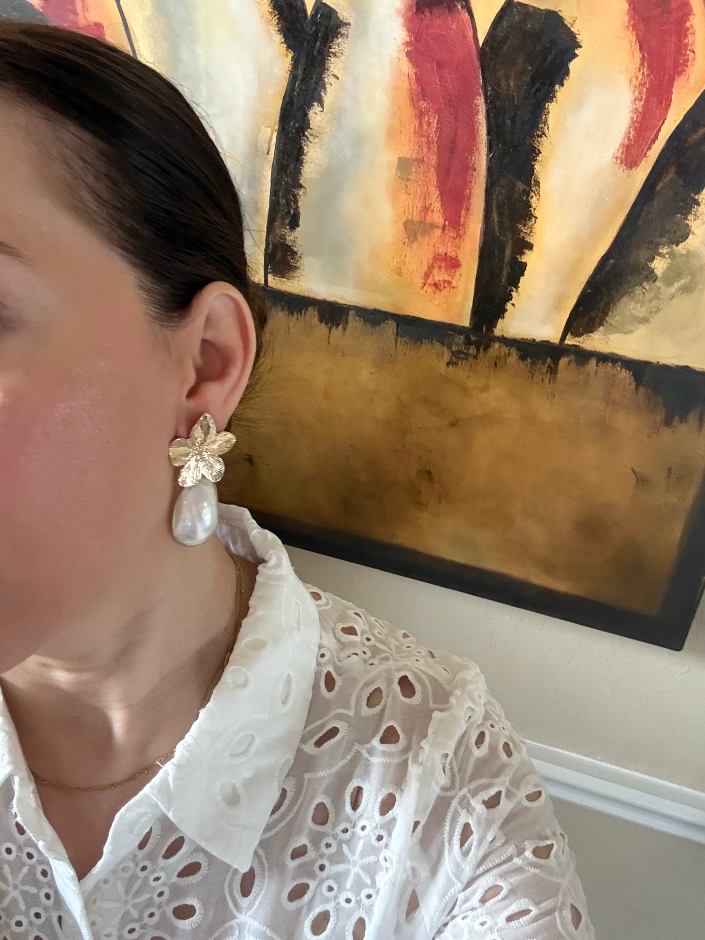 Flower Shell Drop Earrings