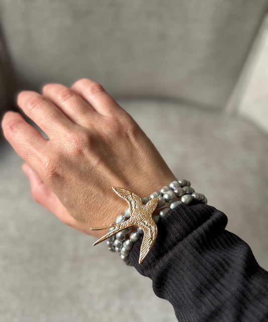 Pearl Bracelets with Swallow Brooch