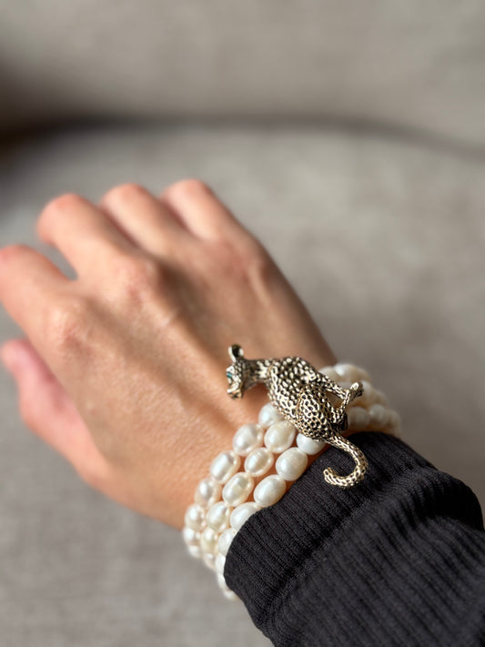 Pearl Bracelet with Leopard Brooch
