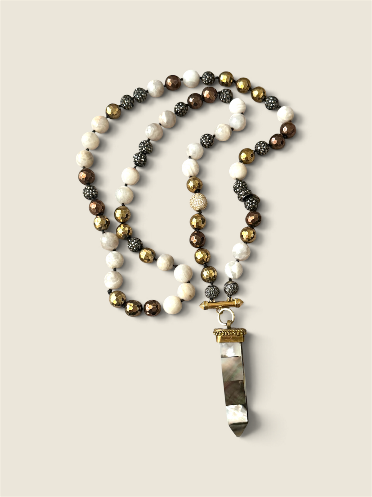Mix Stones & Mother of Pearl long Necklace