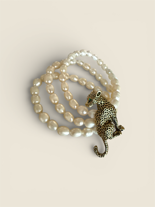 Pearl Bracelet with Leopard Brooch